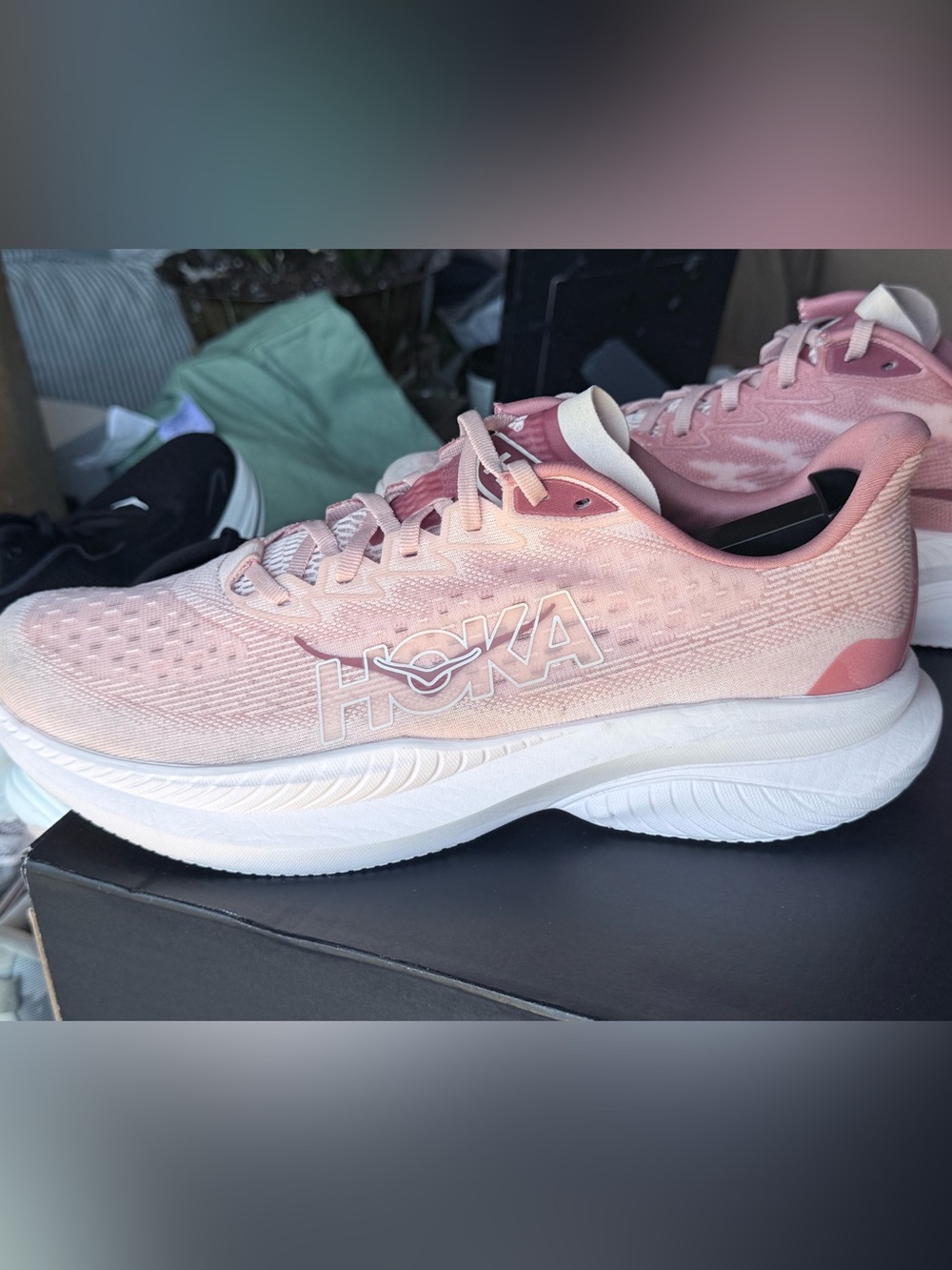 Hoka Mach 6